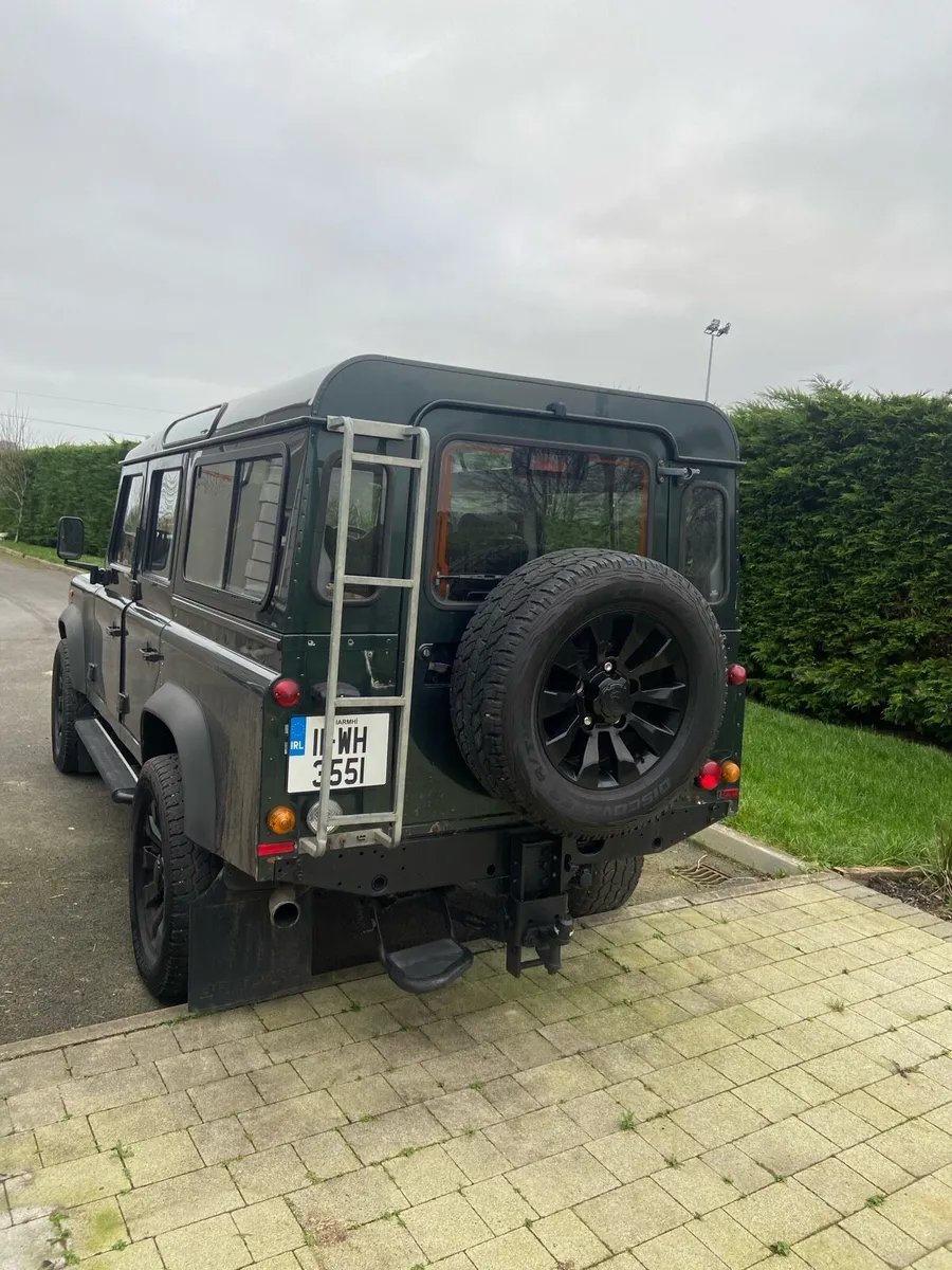 Land rover discovery - Image 2