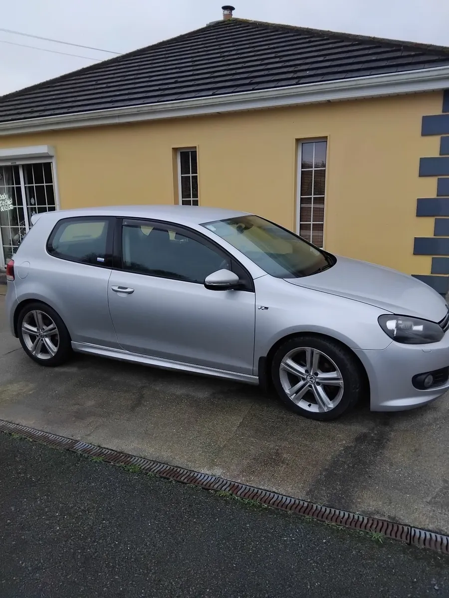 Volkswagen Golf 2011 - Image 1