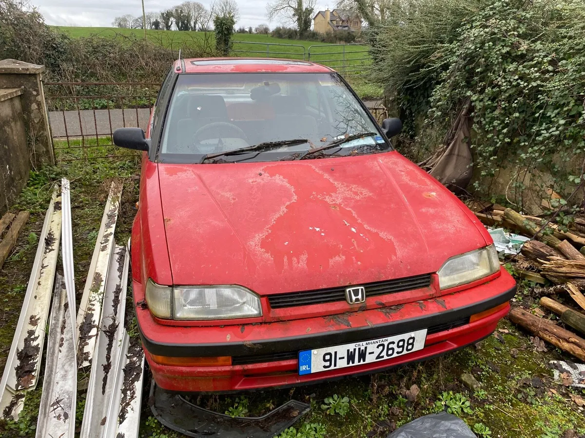 2001 Nissan micra + more cars - Image 1