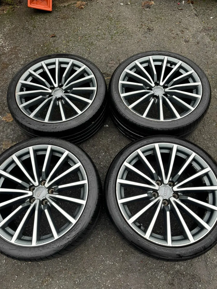 R19 GENUINE Audi A5 S-line alloy wheels - Image 1