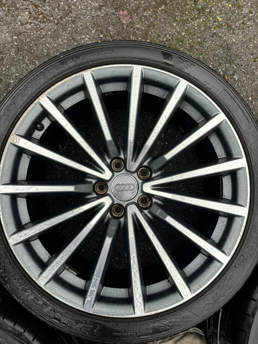 R19 GENUINE Audi A5 S-line alloy wheels - Image 2