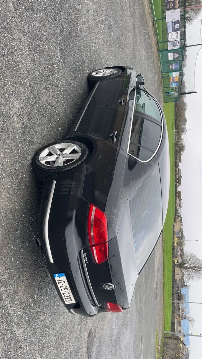 Volkswagen Passat - Image 3