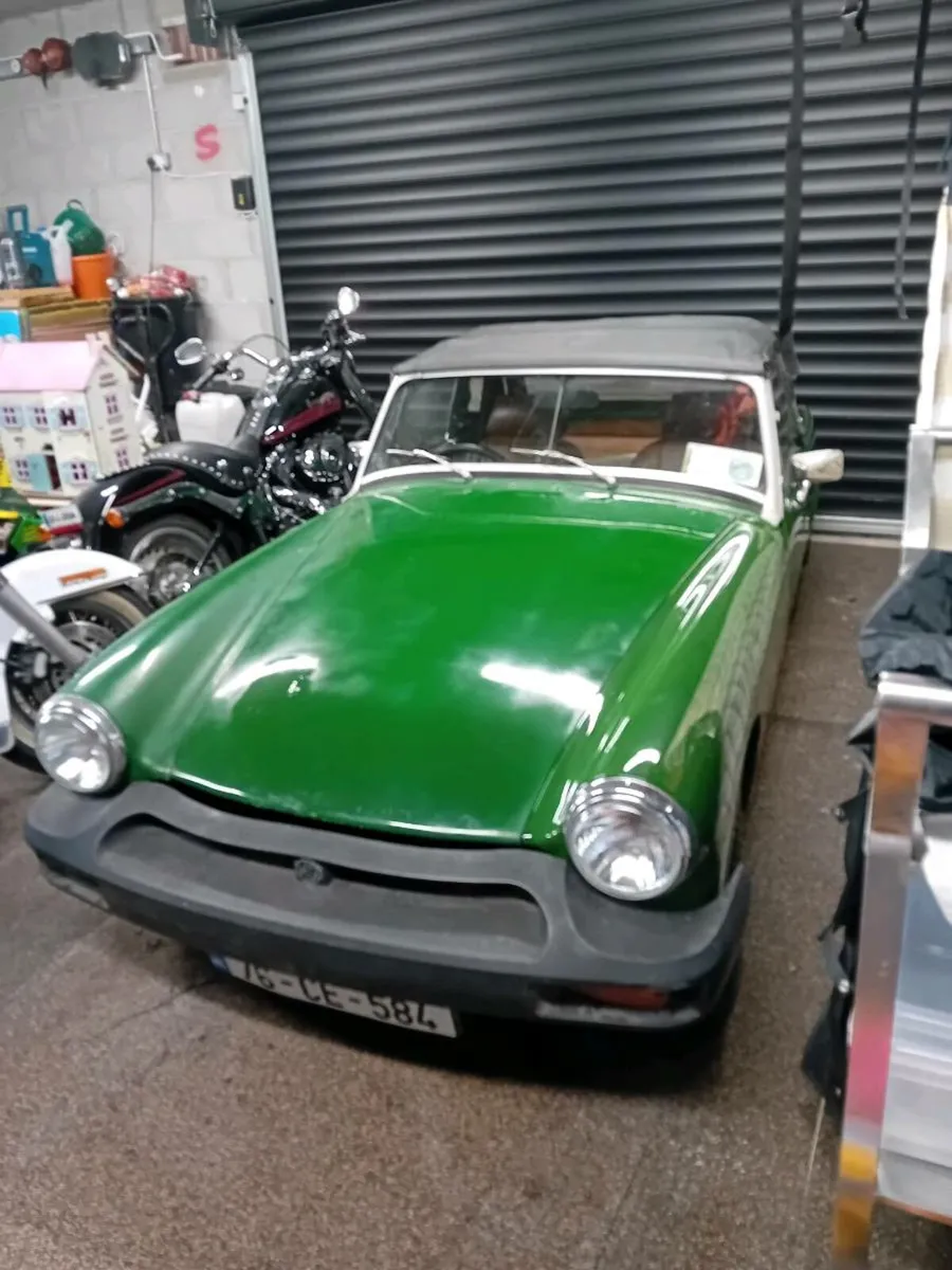 LOOK MG Midget 1976 only 3000 euros - Image 1