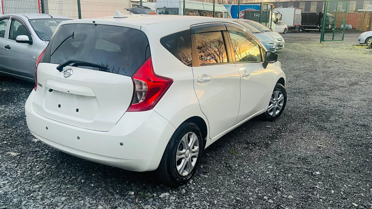 Nissan Note 2015 fully automatic - Image 4