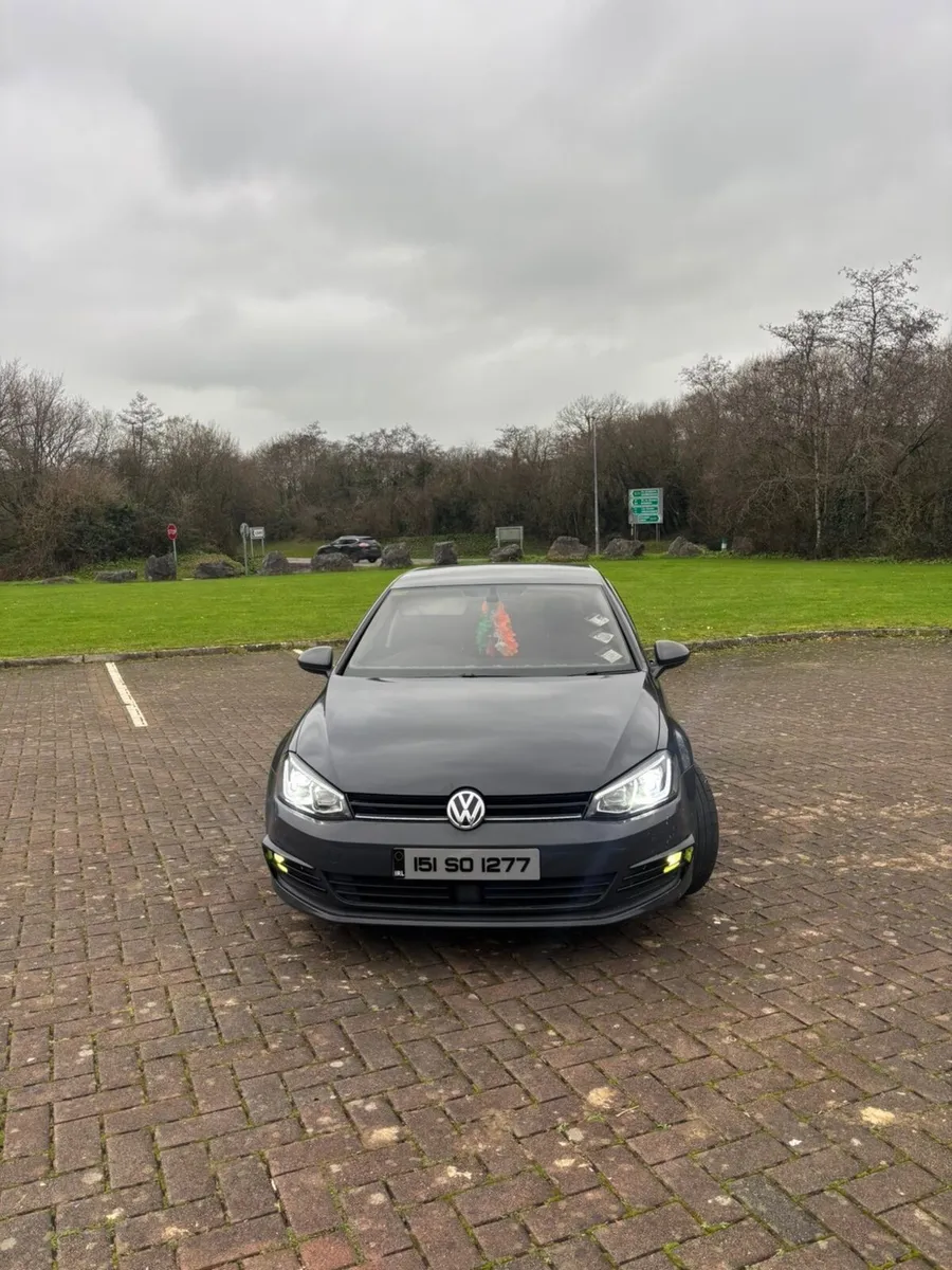 Volkswagen Golf 2015 - Image 1