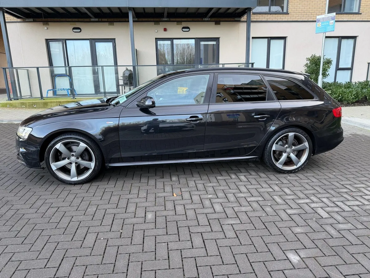AUDI A4 S-LINE BLACK EDITION 2012🚗 AVANT - Image 2