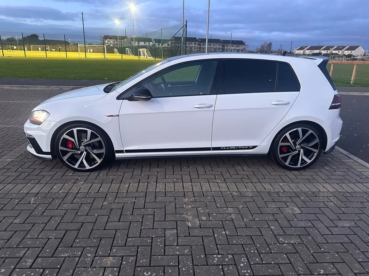 Volkswagen Golf gti clubsport track edition - Image 3