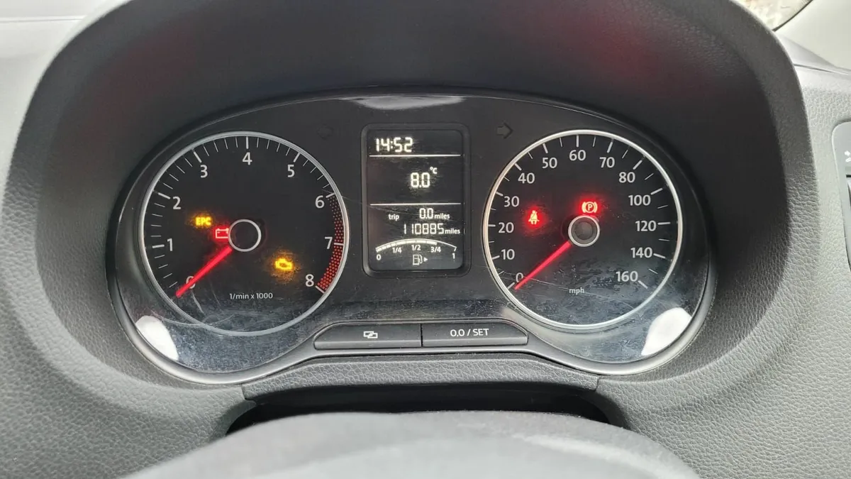 Volkswagen Polo 2013 - Image 2