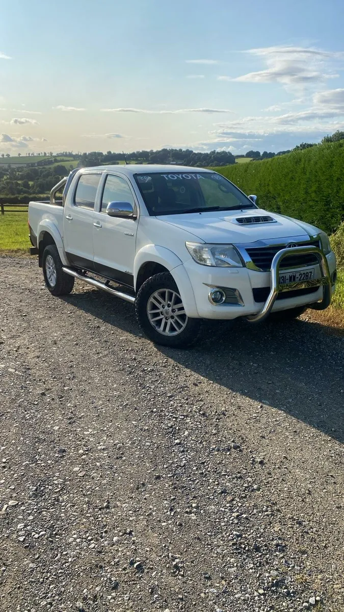 Toyota hilux - Image 1