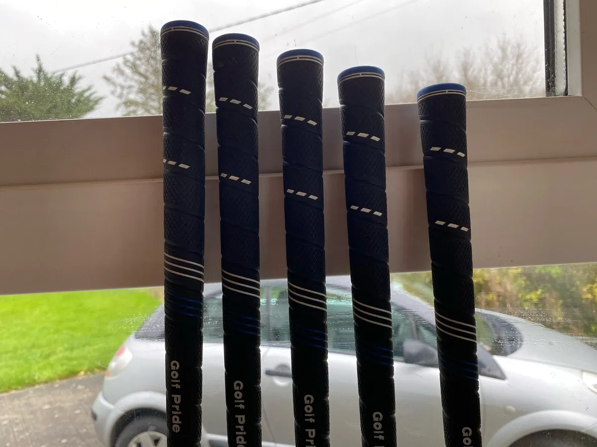 Ping I blade irons graphite shafts - Image 3