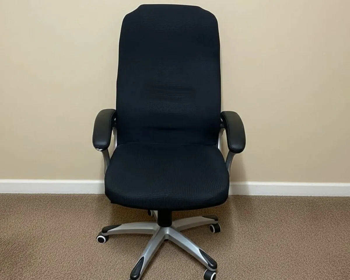 Comfortable Computer Chair - Home Office/Gaming - Image 2