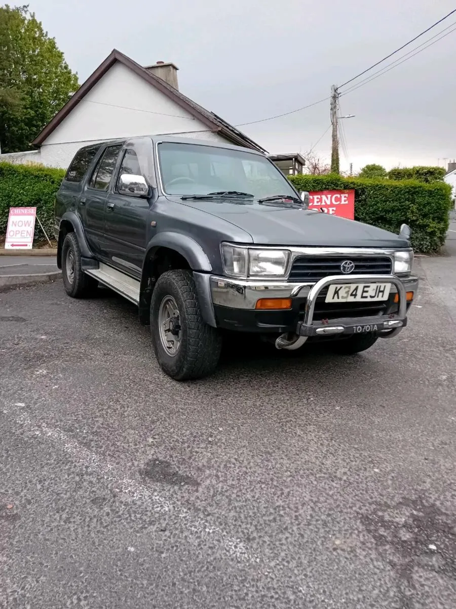 Toyota hilux surf - Image 2