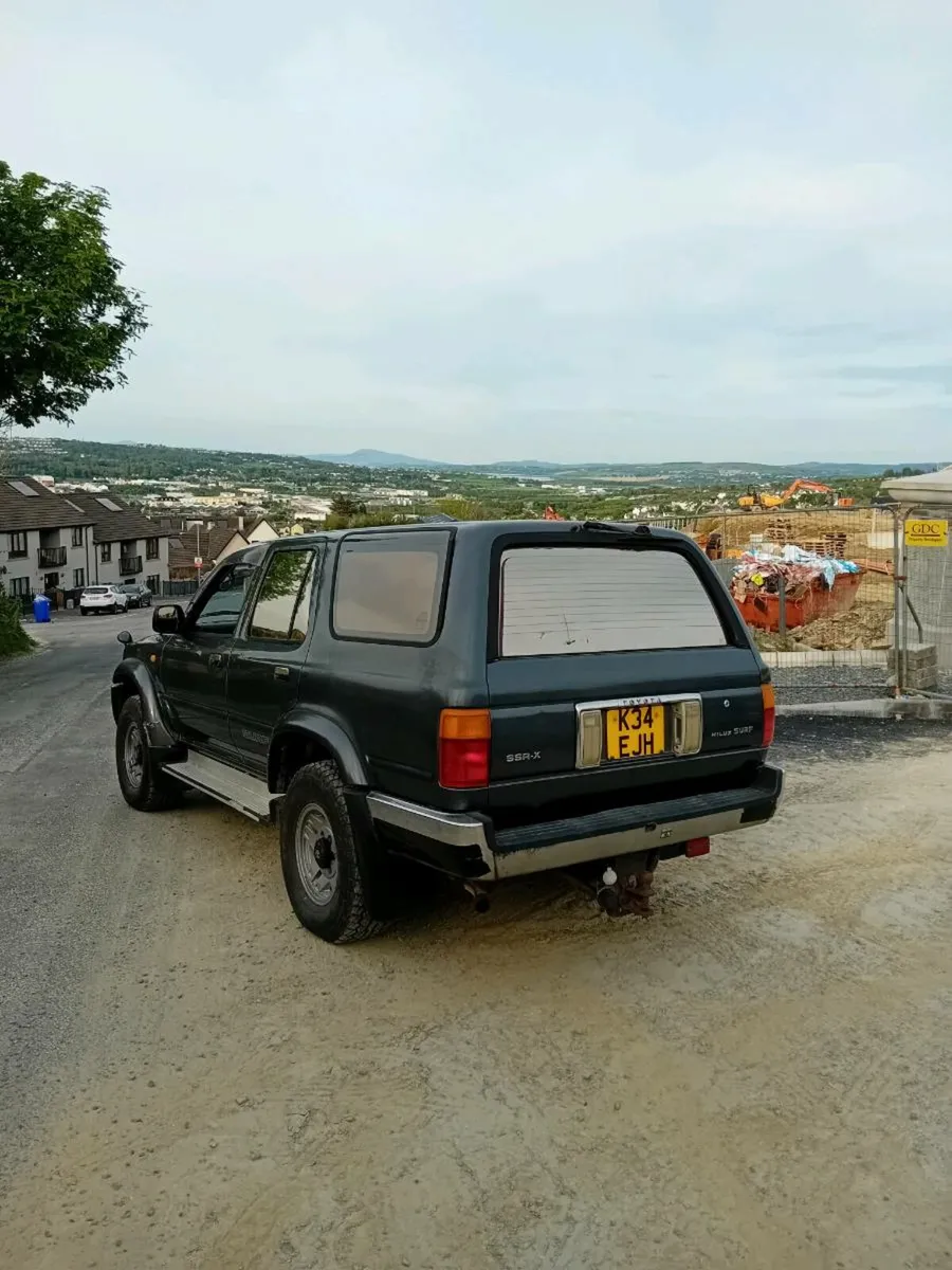 Toyota hilux surf - Image 3