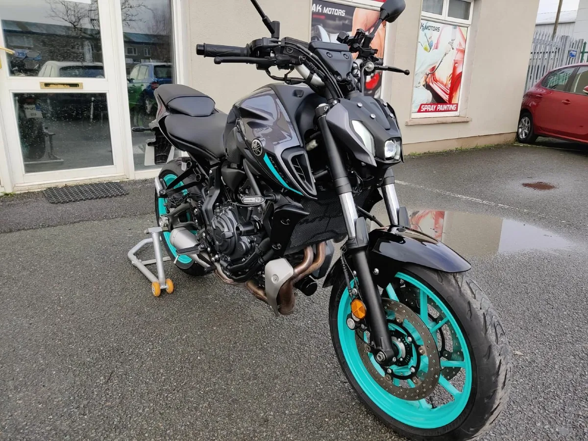 YAMAHA MT-07 242 Only 2.730 Km Like New Bike !!! - Image 3