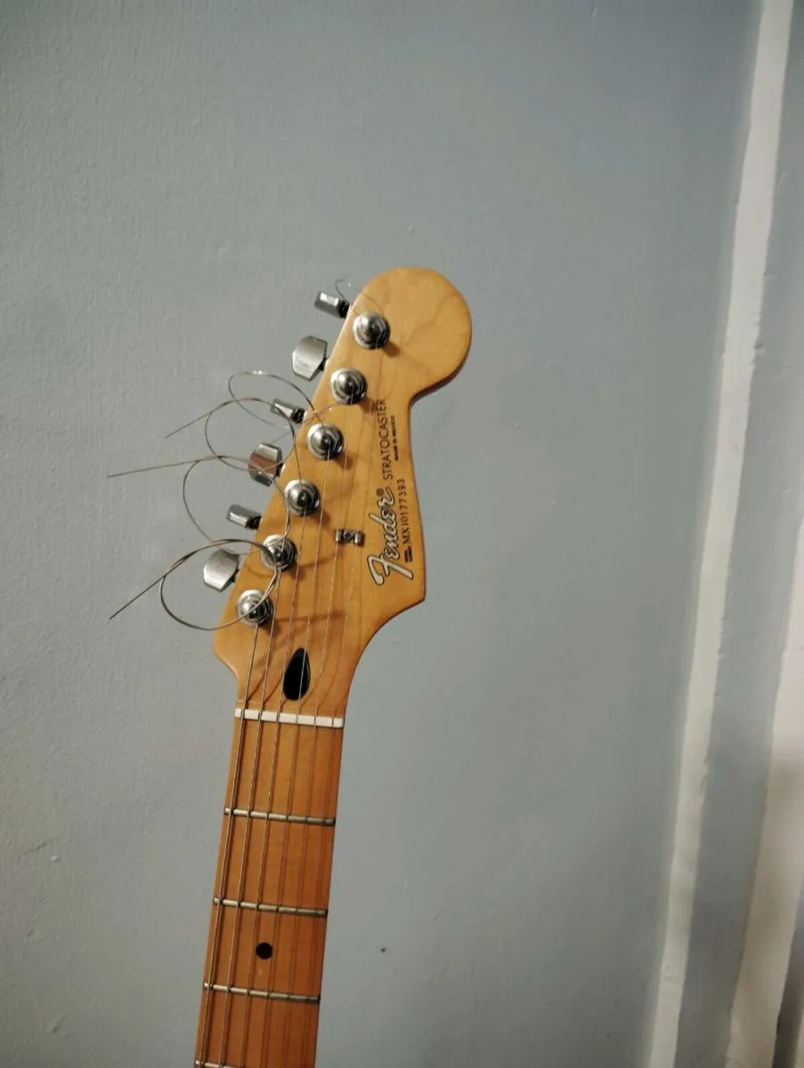 Fender Stratocaster and Spark Mini amp - Image 3
