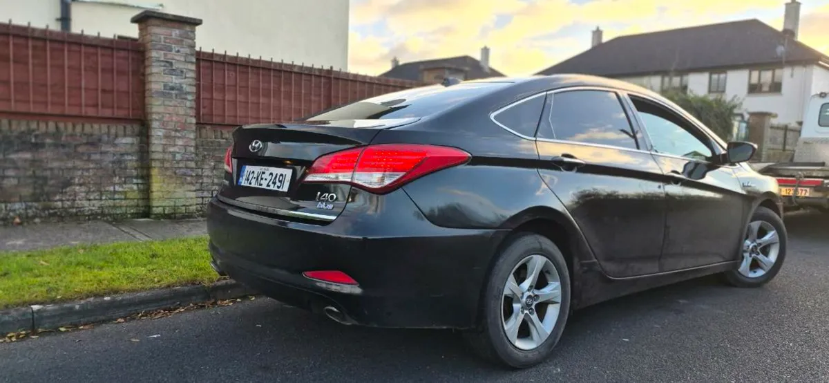 2014(2) HYUNDAI I40 1.7d - Image 3