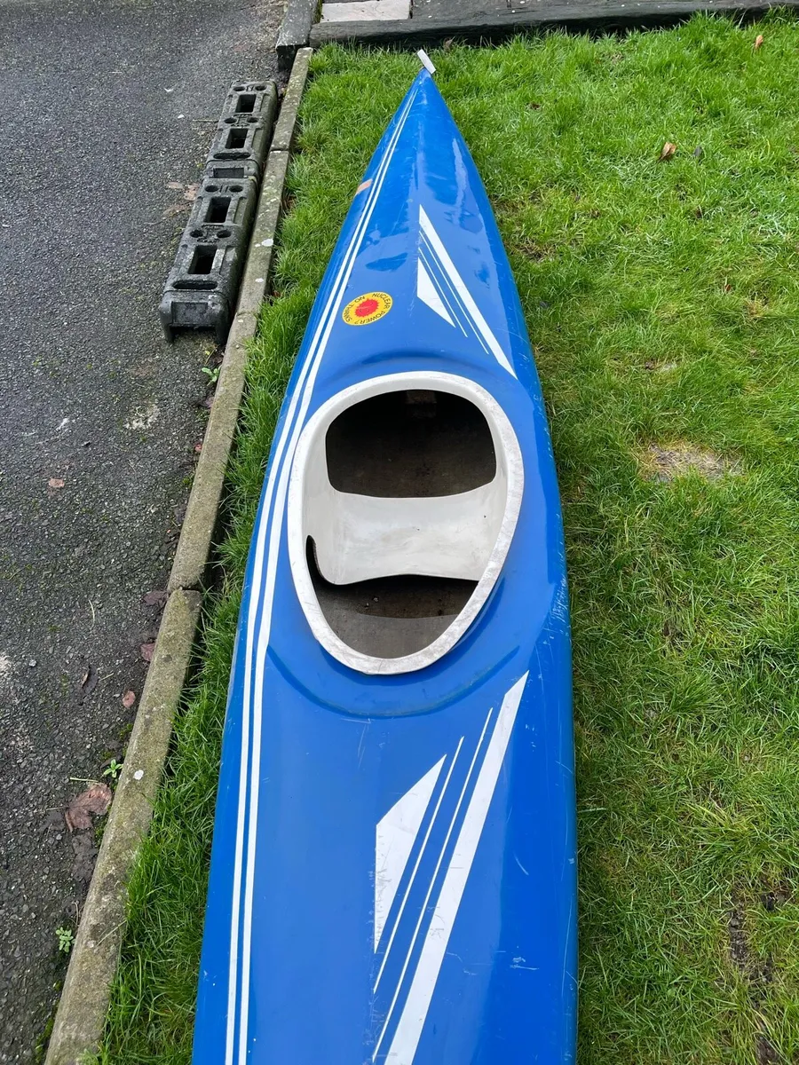 13ft fiberglass canoe - Image 1