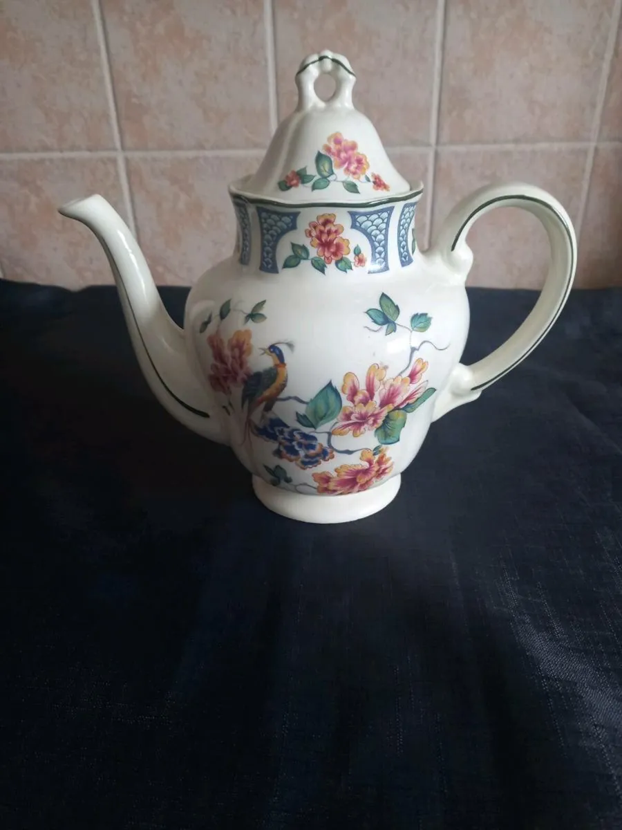 Floral Teapot - Image 2