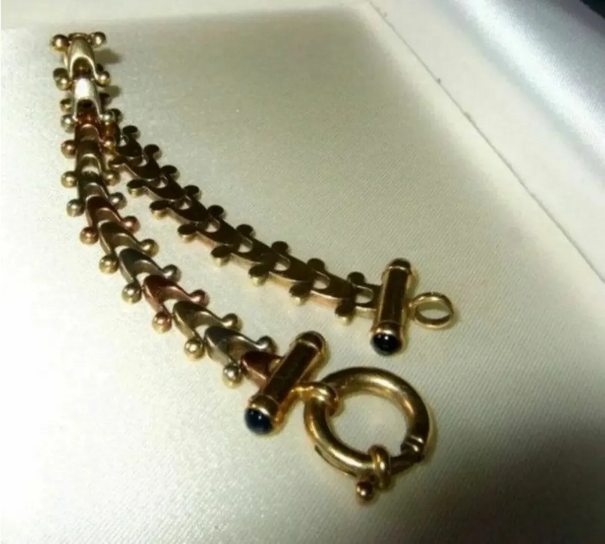 Vintage Hallmarked 9ct Gold - 3 Col' Gold Bracelet - Image 4