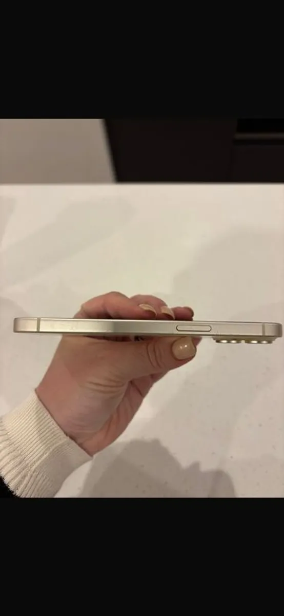 apple iPhone 15 256gb Unlcoked - Image 4