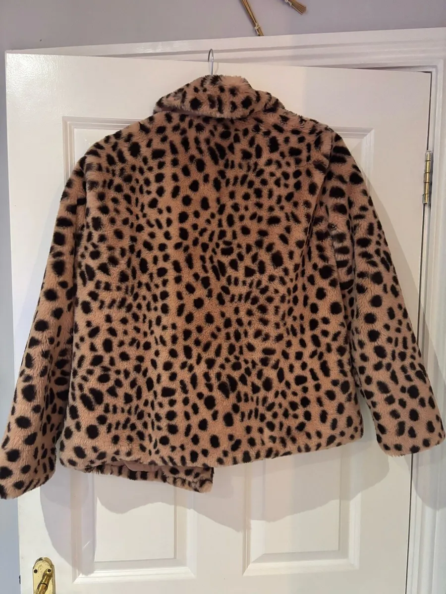 Fur leopard print jacket - Image 2