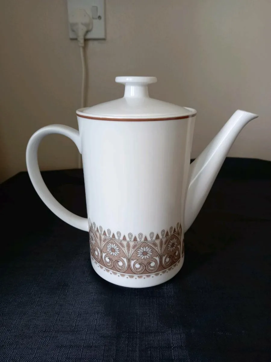 Noritake China Coffee/Teapot - Image 1