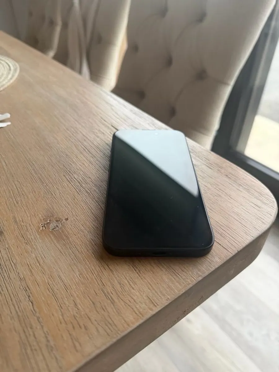 iPhone 15 for sale - Image 1