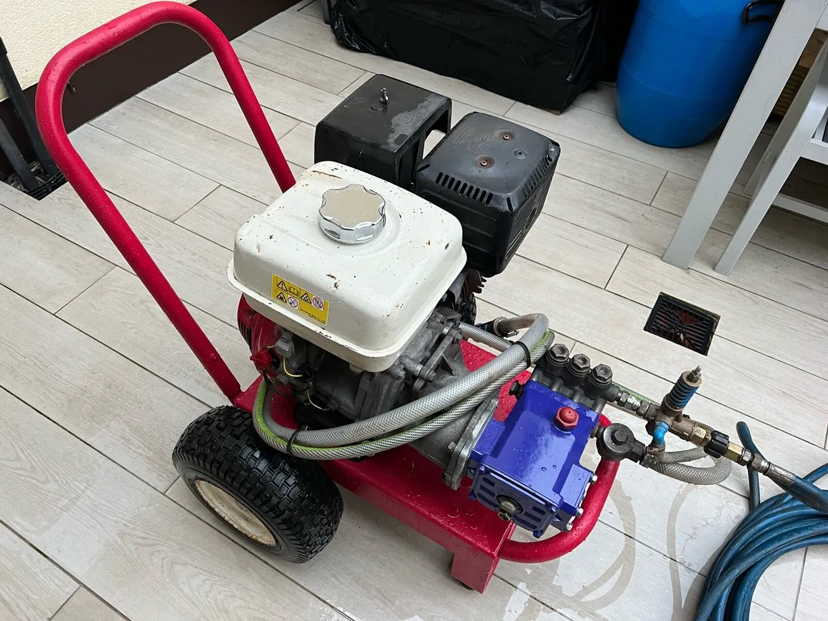 Pressure washer - Image 1