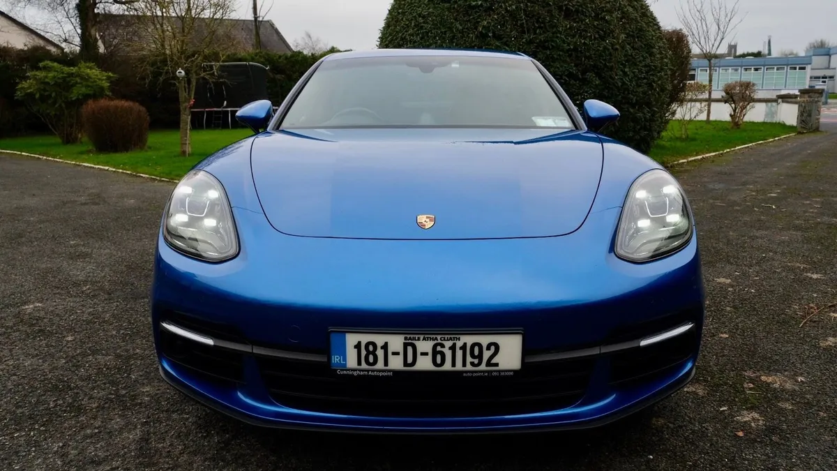 2018 Porsche Panamera 4 E-Hybrid - Image 2