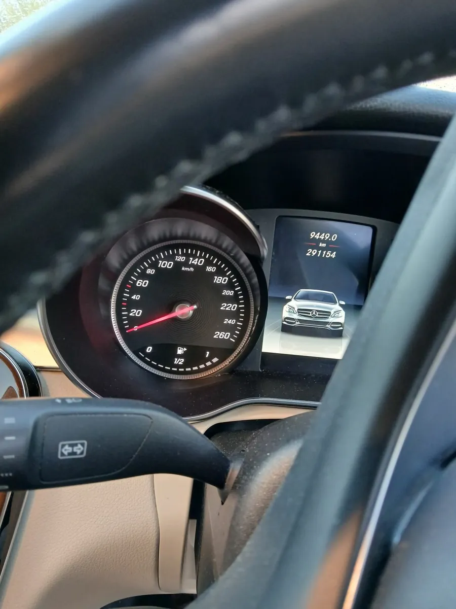 Mercedes-Benz C-Class 2015 - Image 3