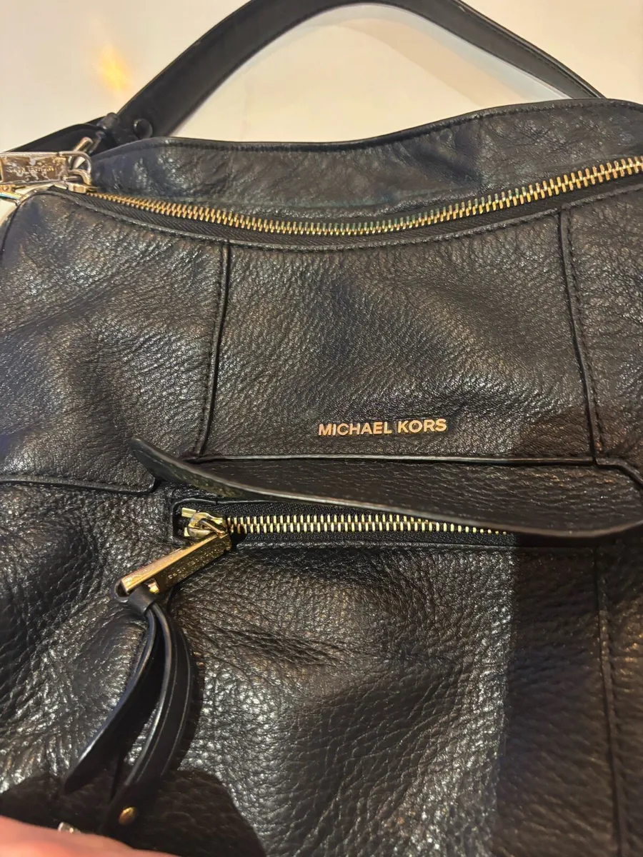 Michael Kors black leather bag - Image 1