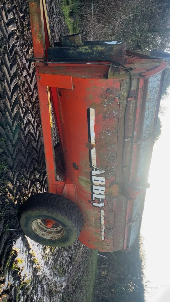 Abbey dung spreader - Image 2