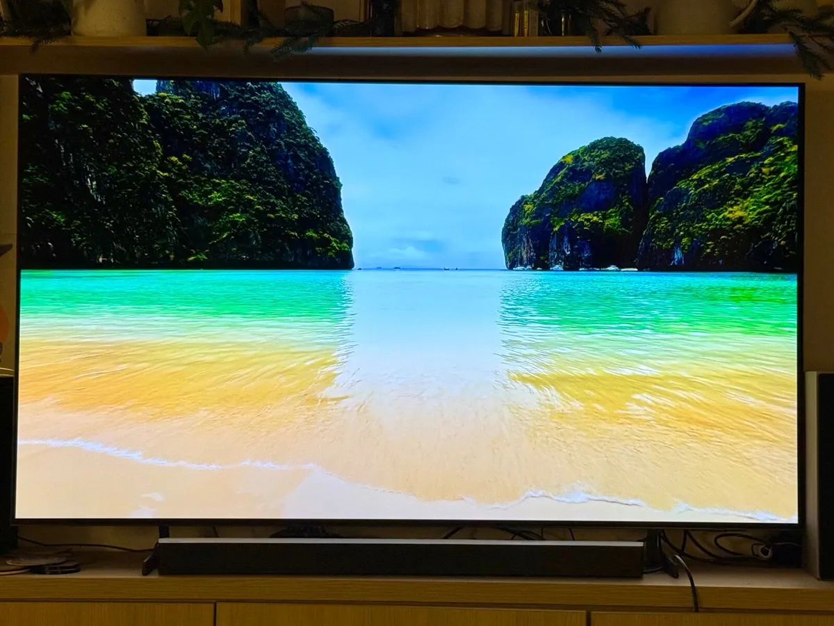 Samsung QE65S85D OLED 65”/163cm 4K Smart TV w/ Box - Image 1