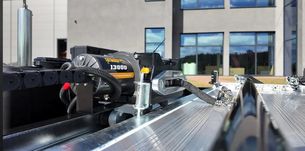 Formula car Transporter recovery trailer - Image 3