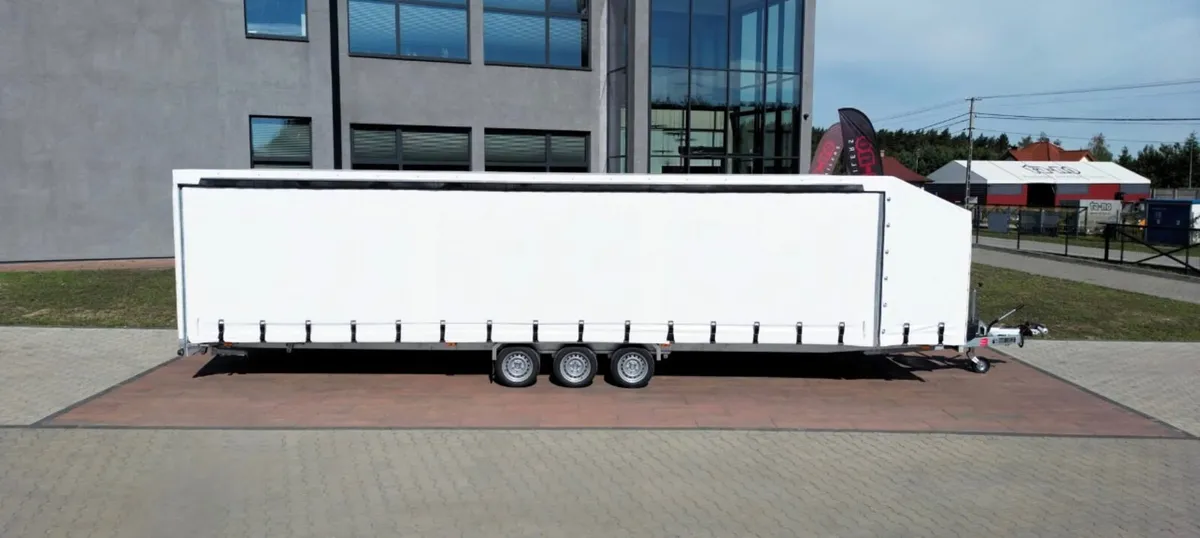 Trio covered Recovery transport trailer - Image 1