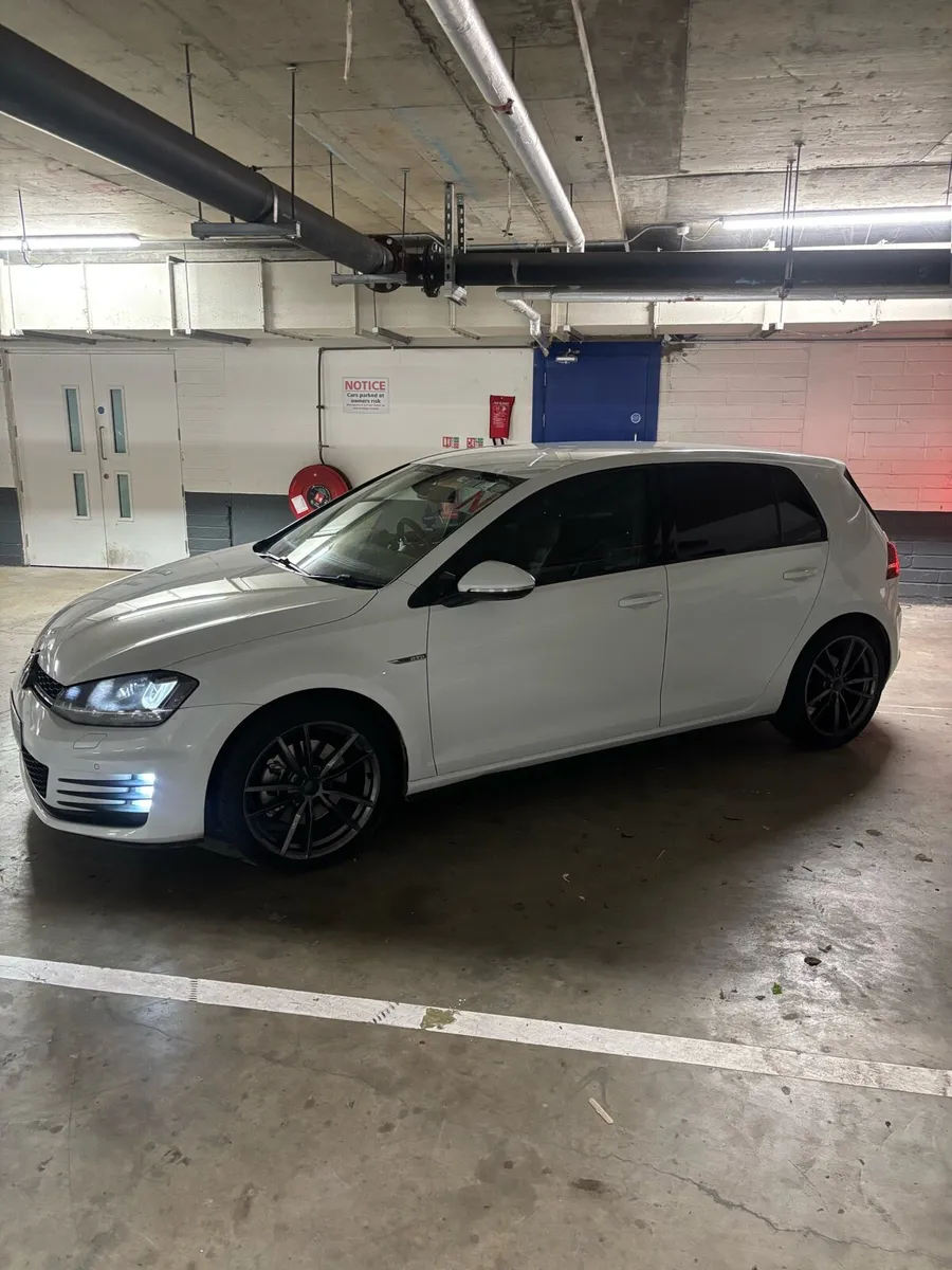 Volkswagen Golf GTD - Image 3