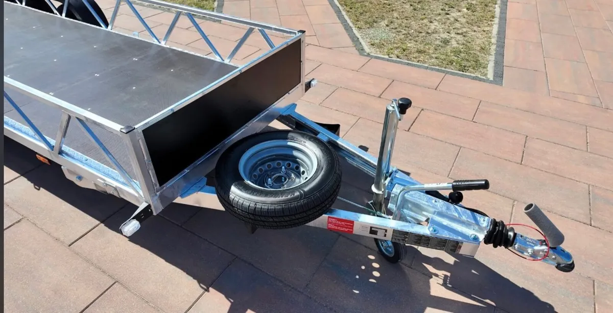 Long trailer - Image 3