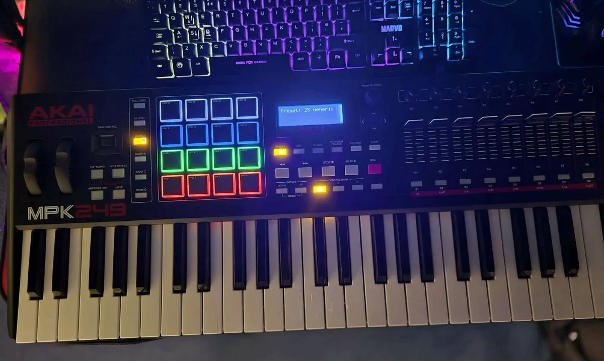 AKAI MPK249 - Image 1