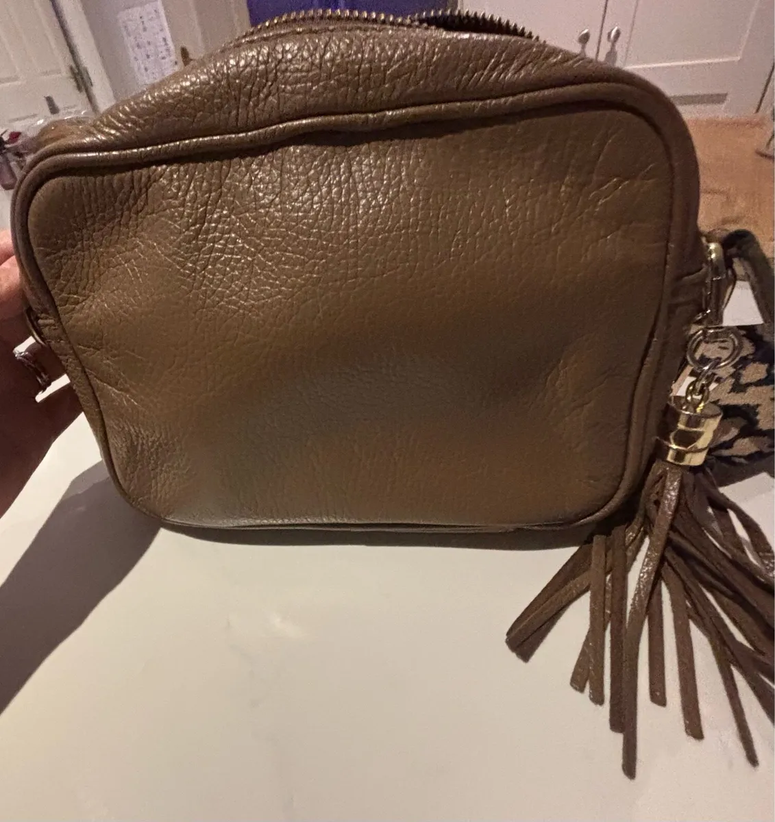 Ellie Beaumont Crossbody leather bag - Image 1