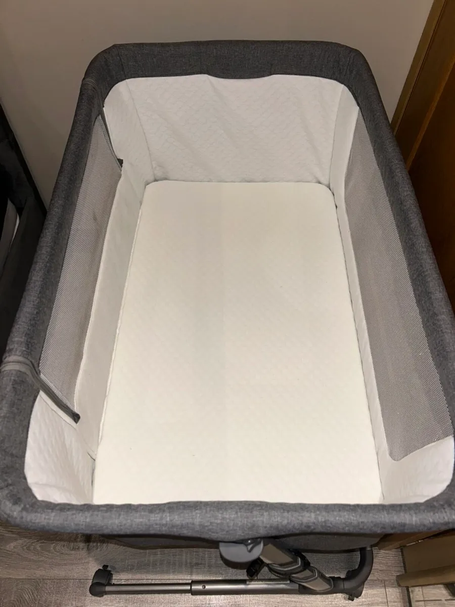 Next to me baby crib - Image 2