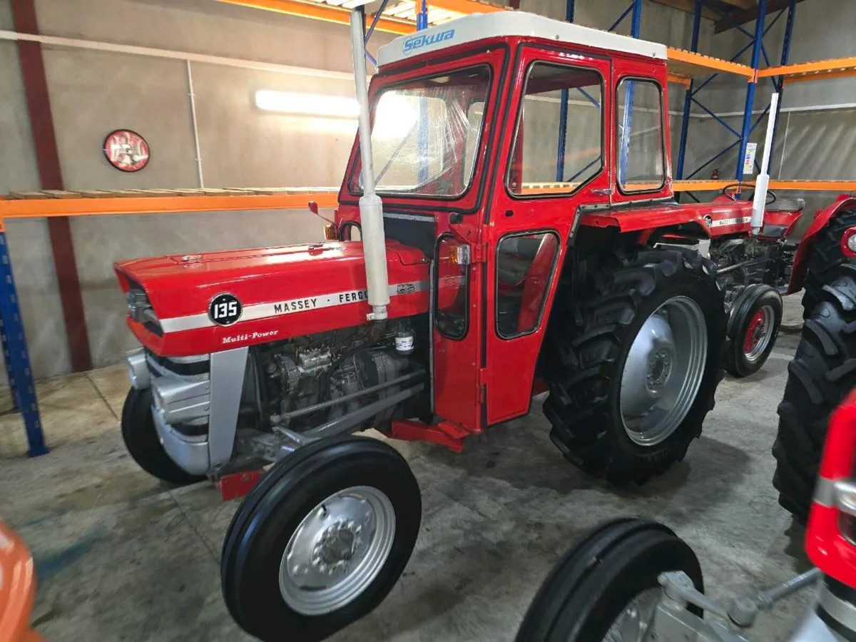 Massey 135 multi power cab power steering - Image 1