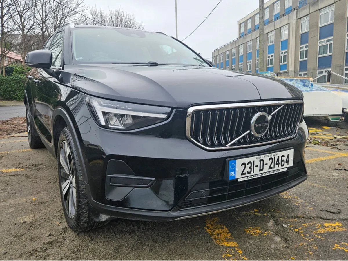 Volvo XC40 PHEV T4 PLUS BRIGHT 5DR A AUTO - Image 1