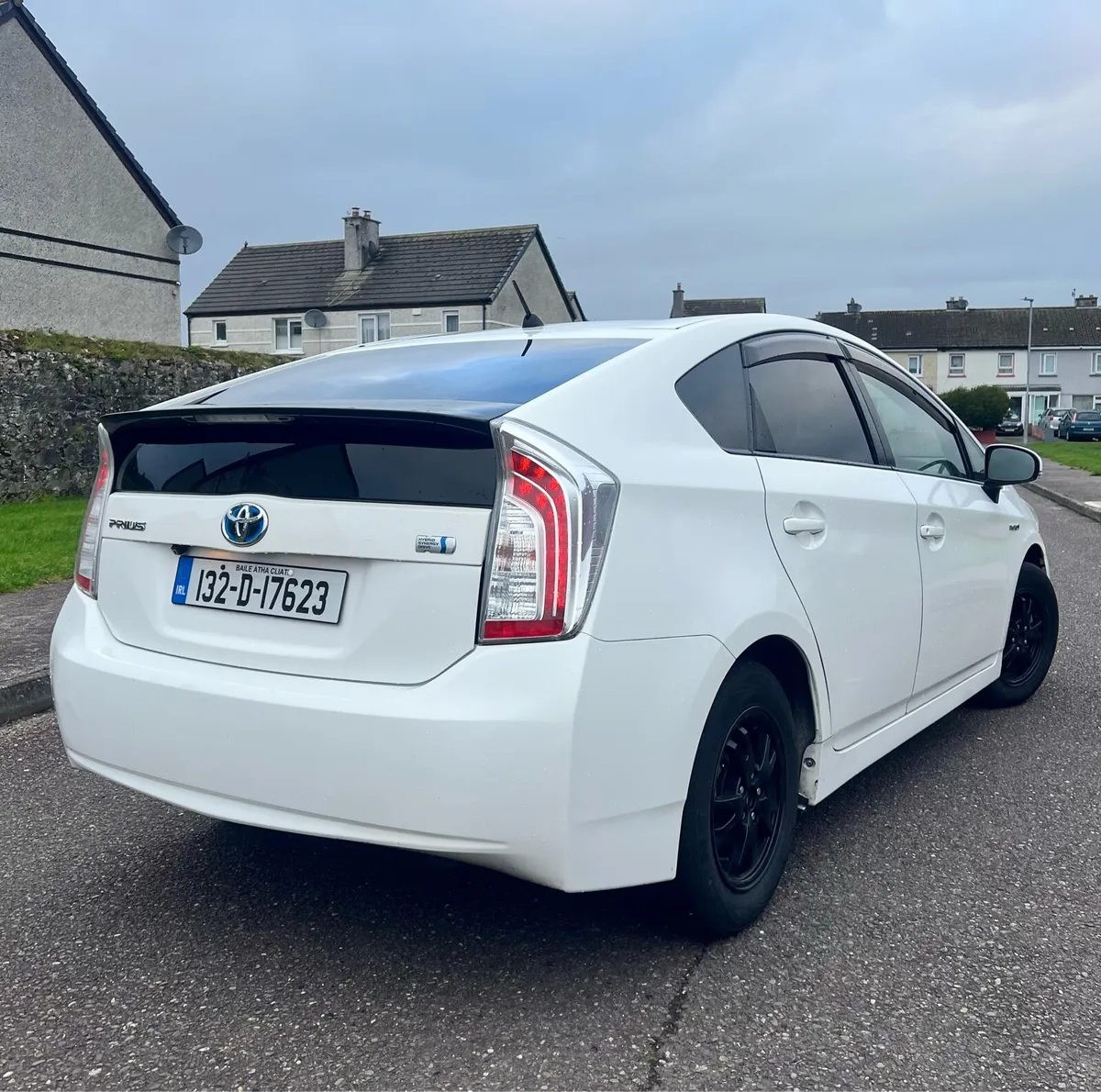 TOYOTA PRIUS HYBRID NEW NCT 03/27 - Image 4