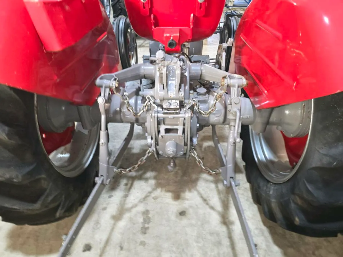 130 massey ferguson vintage tractor good order - Image 4