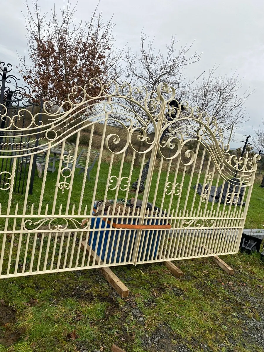 Wrought iron entrance - Image 1