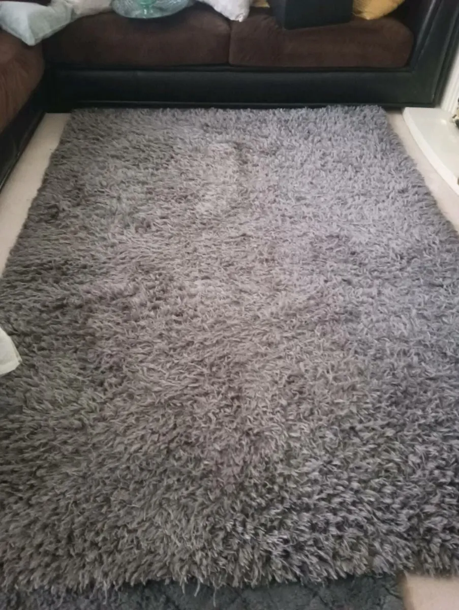 Large gray rug like new,230/160,,65 Euro - Image 1