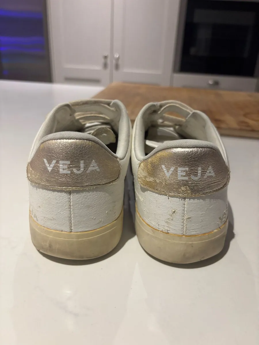 Veja trainers Velcro ties - Image 3