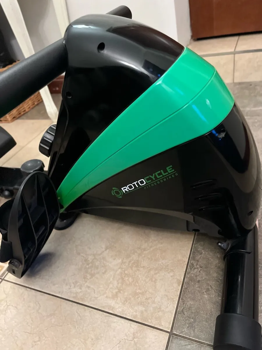 Rowing machine - Image 2