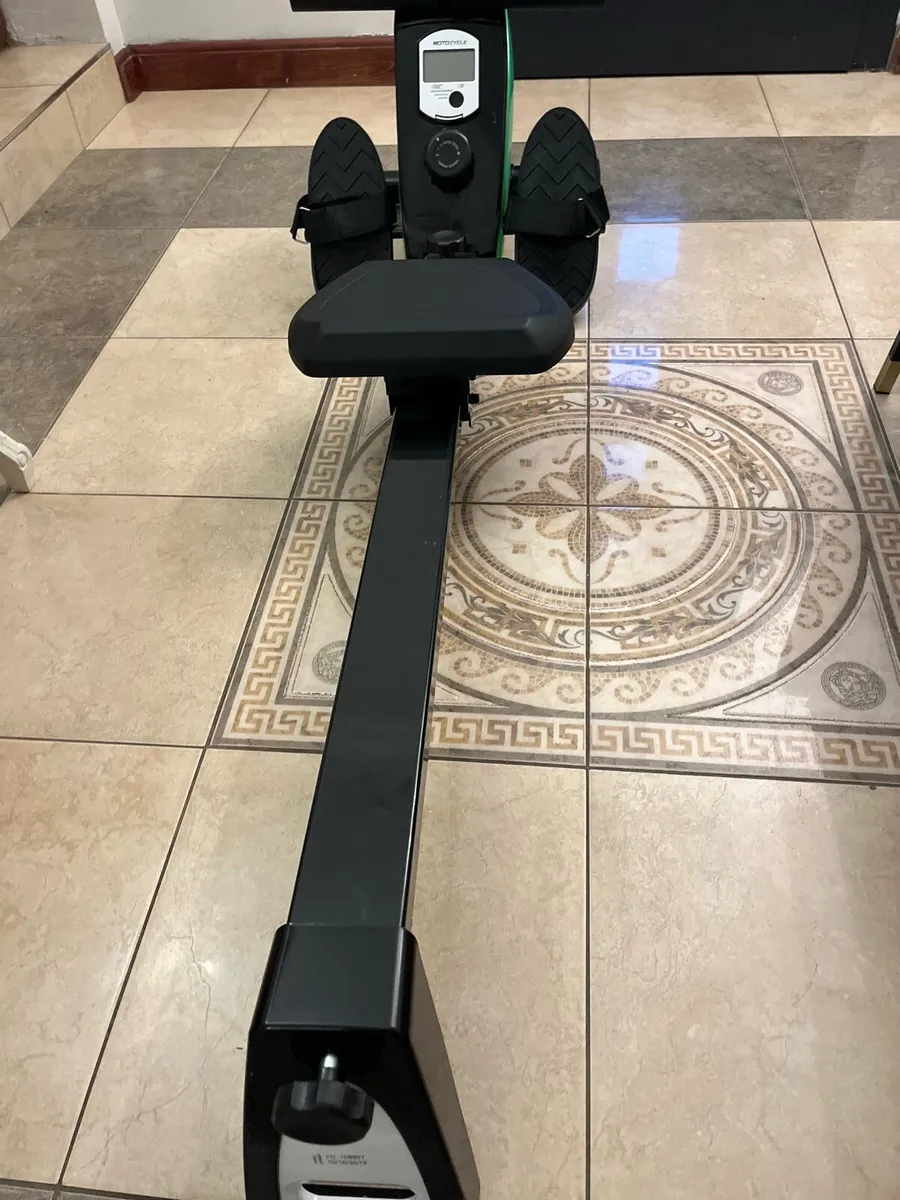 Rowing machine - Image 3