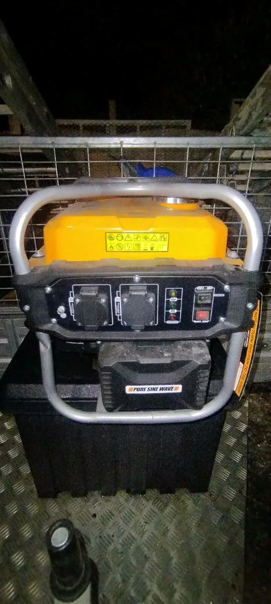 Unwanted gift New Inverter Generator for sale - Image 2